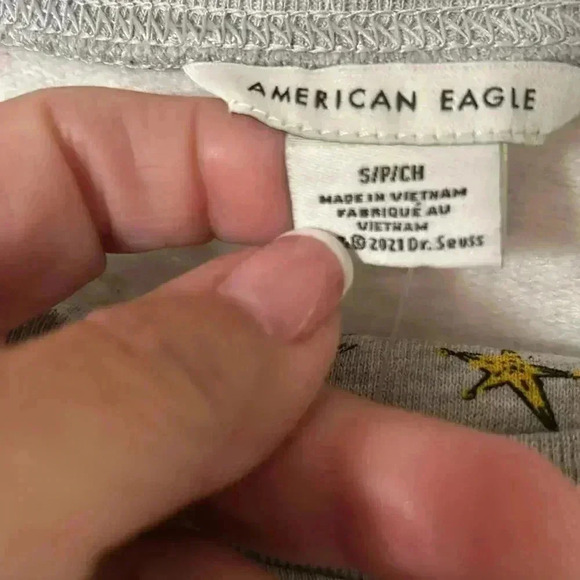 Grinch Christmas sweatpants and sweatshirt. - Picture 2 of 13